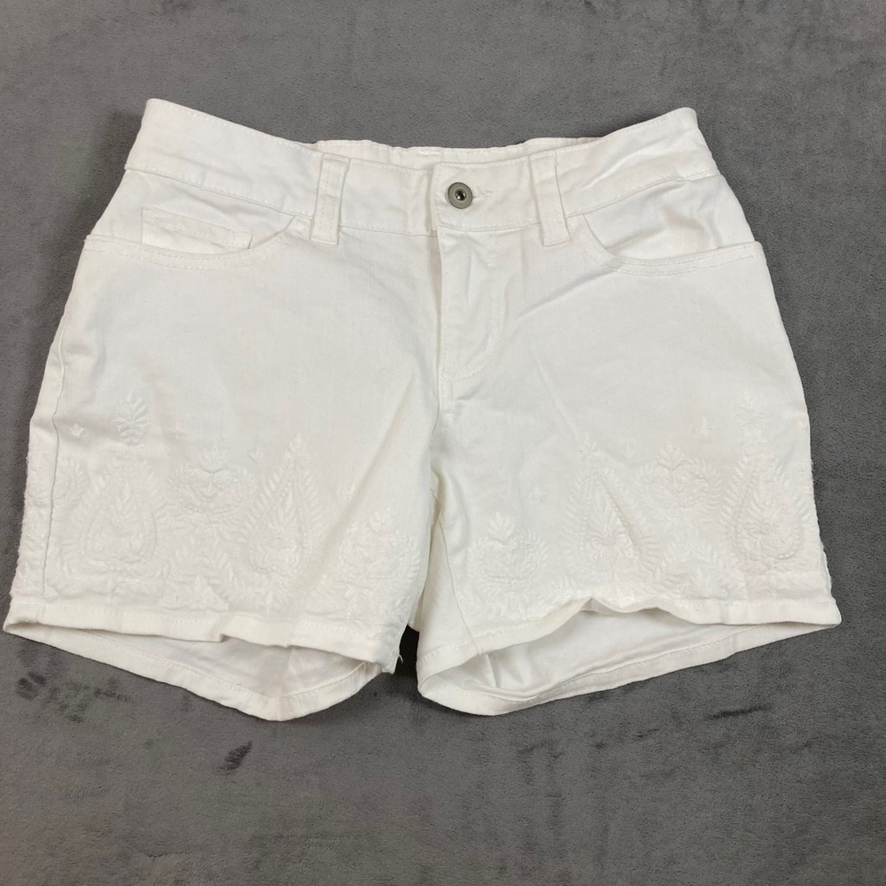 Faded Glory Womens White Embroidered Denim Shorts Size 4 Paisley Hem